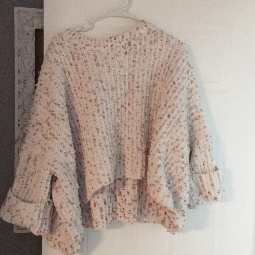Oversize crop sweater